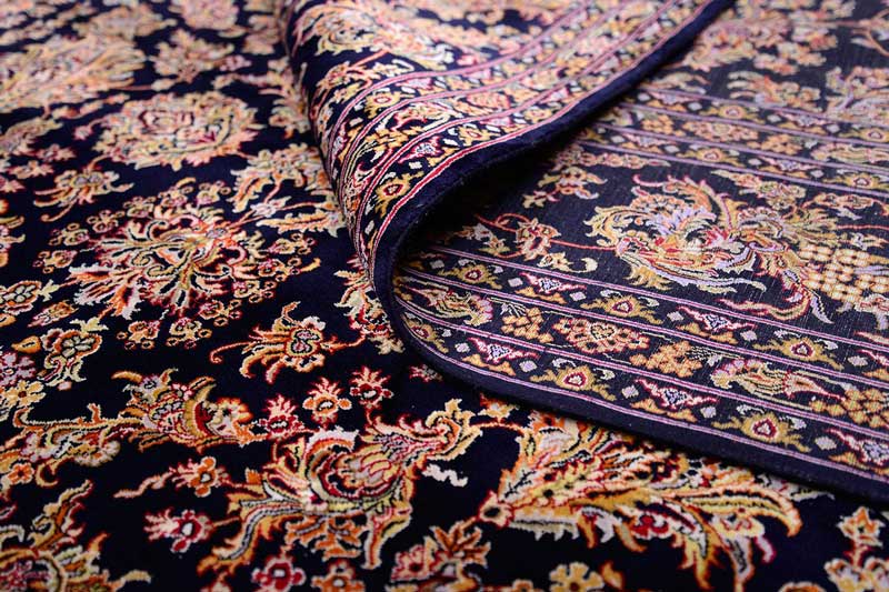 Ковер с орнаментом